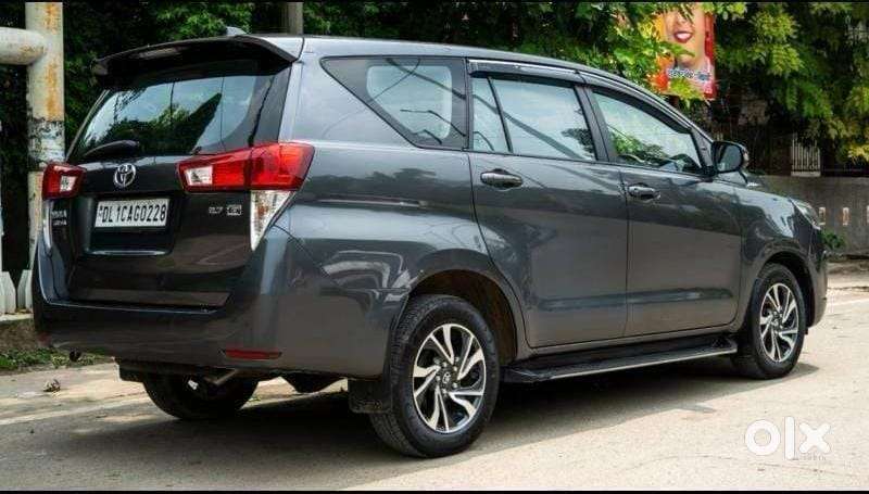 Toyota Innova Crysta 2.7 Gx Limited Edition At 7 Str, 2022, Petrol