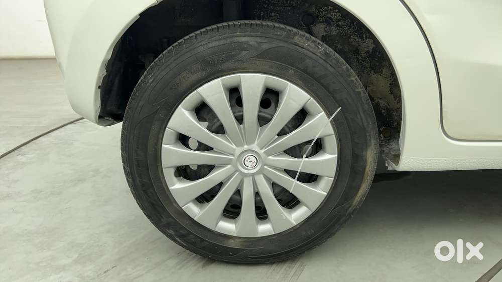 Maruti Suzuki Celerio Zxi Optional Amt, 2016, Petrol