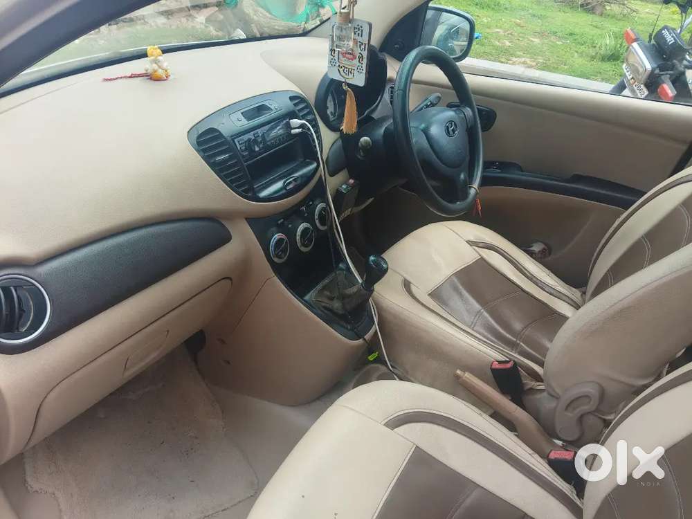Hyundai I10 Magna 2010  Petrol + Lpg  Central Locking  Power Window