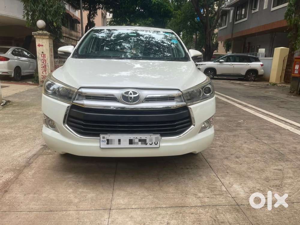 Toyota Innova Crysta 2.8z Automatic, 2016, Diesel