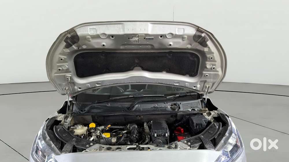 Nissan Magnite 1.0 Xv, 2022, Petrol