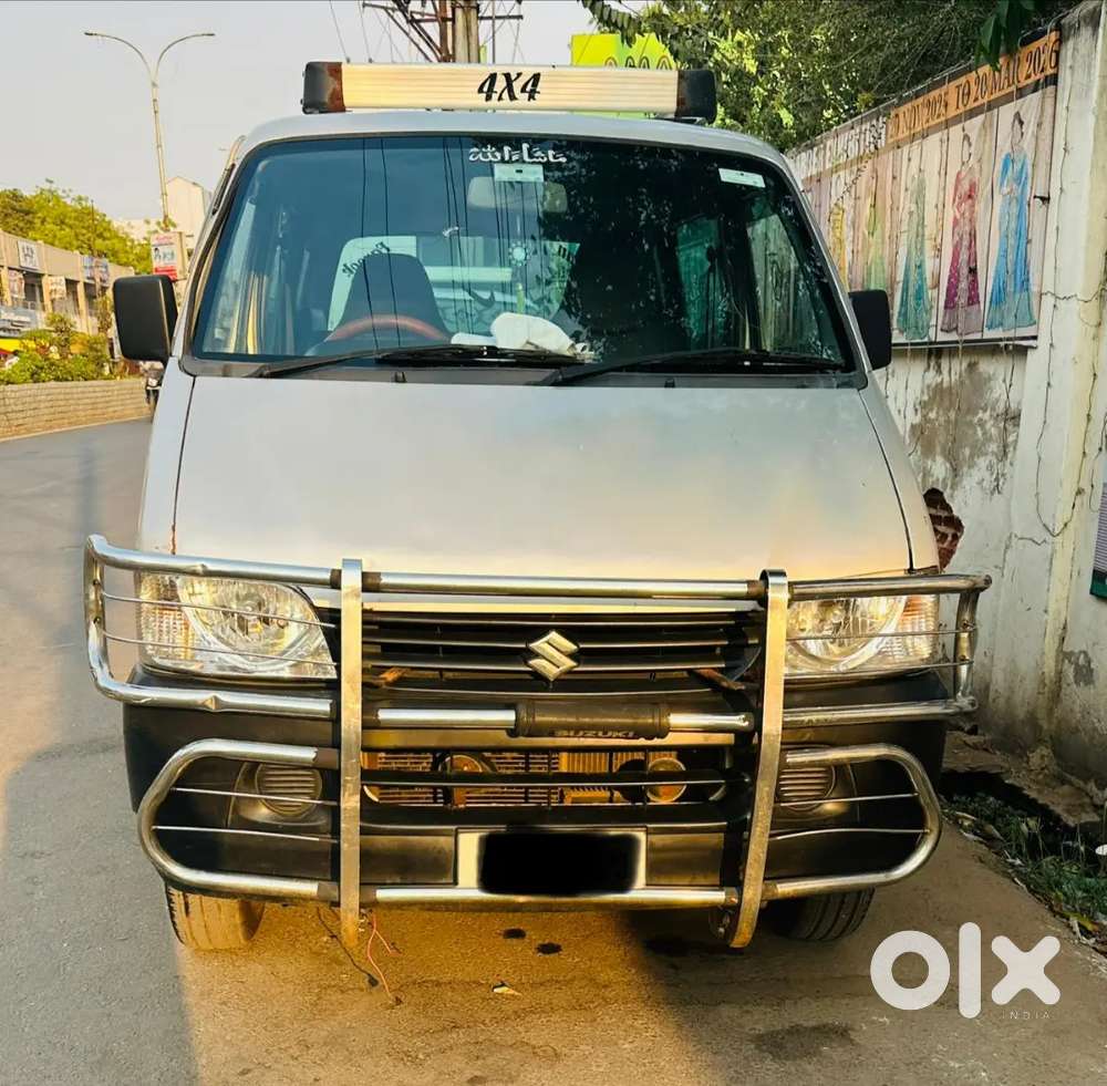 Maruti Suzuki Eeco 2017 Petrol 127000 Km Driven