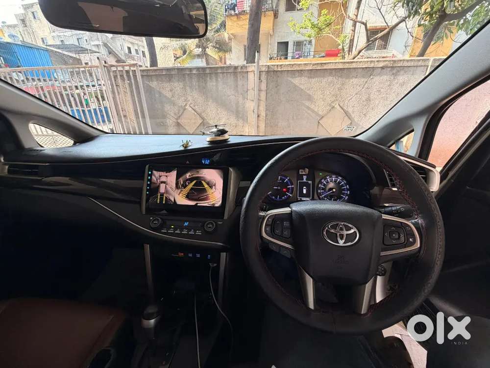 Toyota Innova Crysta 2019