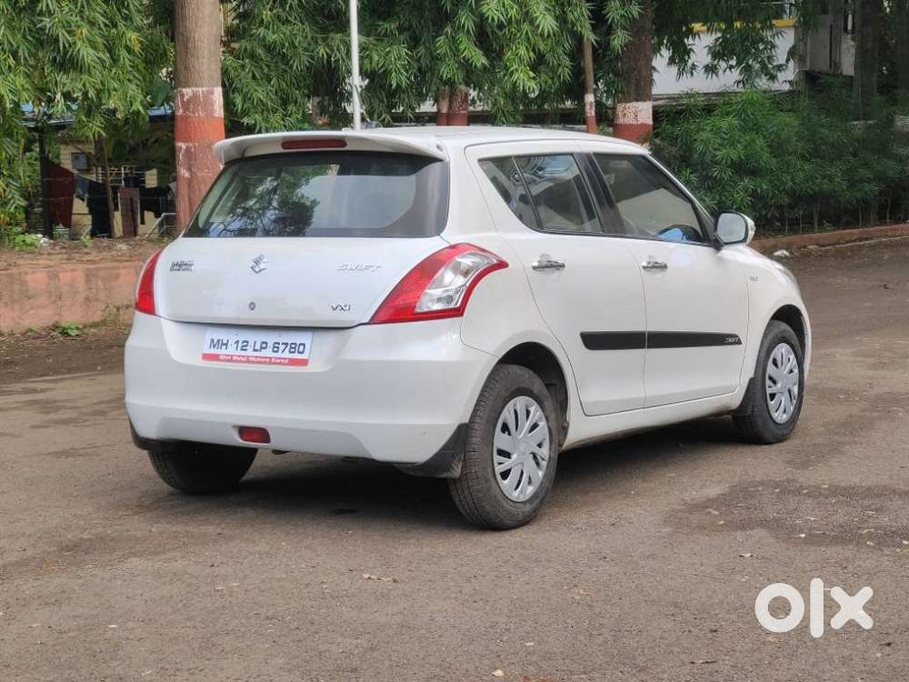 Maruti Suzuki Swift Vxi + Manual, 2015, Petrol