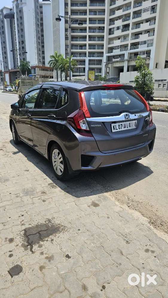 Honda Jazz 2017 Petrol Well Maintained 2018 Registered