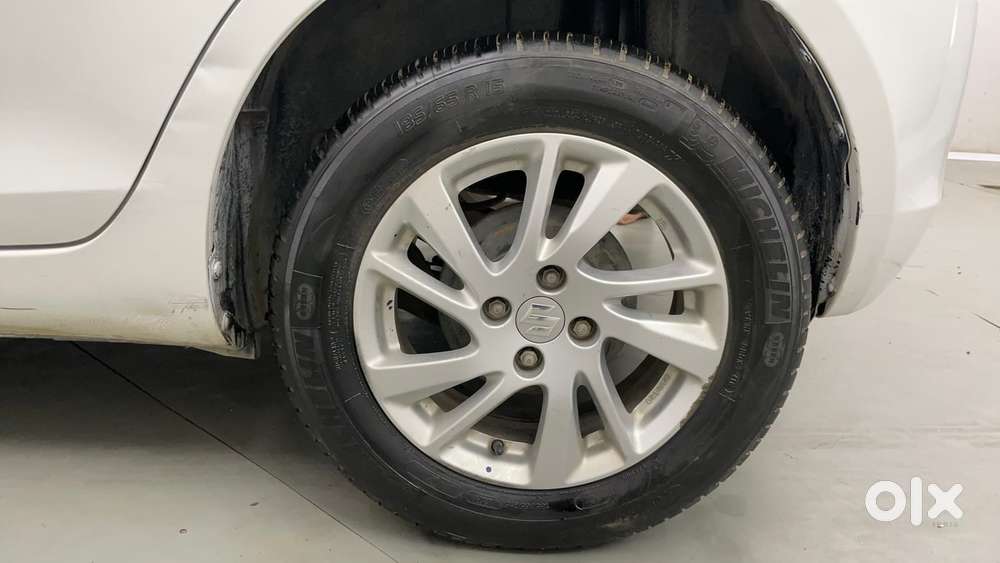 Maruti Suzuki Swift 1.3 Zxi, 2012, Petrol