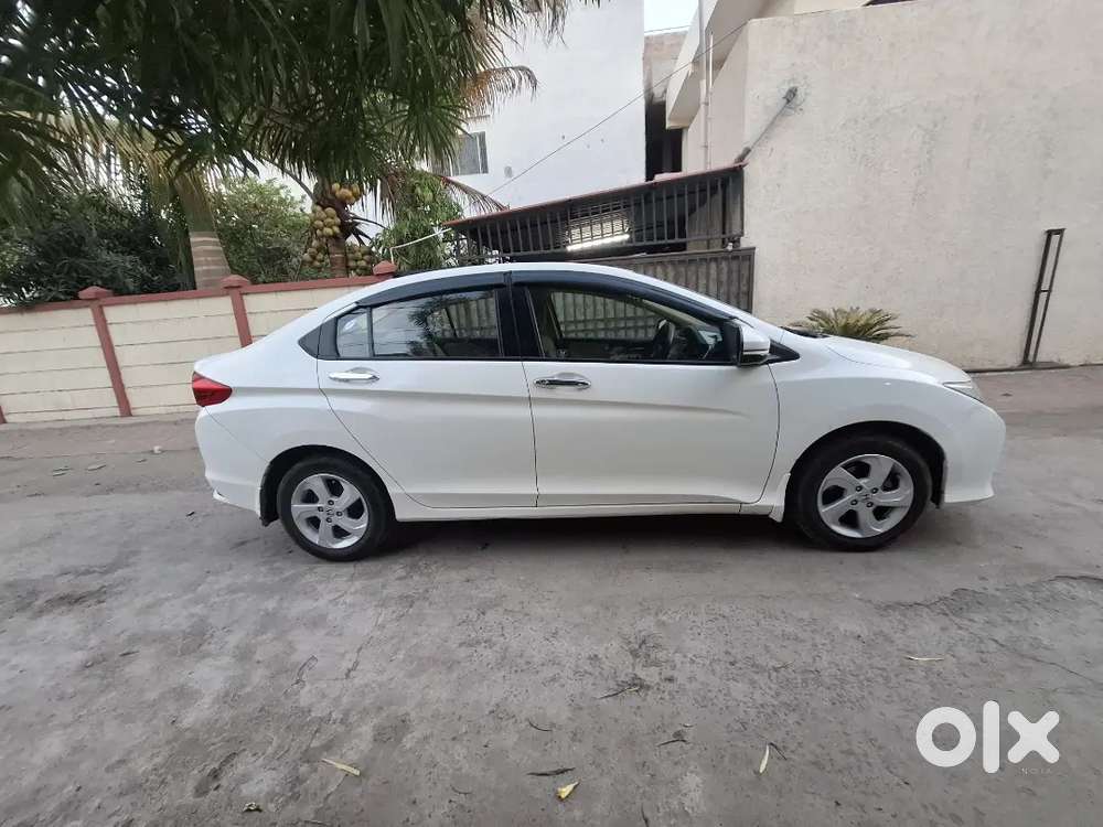 Honda City Petrol 2015 Model Excellent Condition Only 29000 Km Driven
