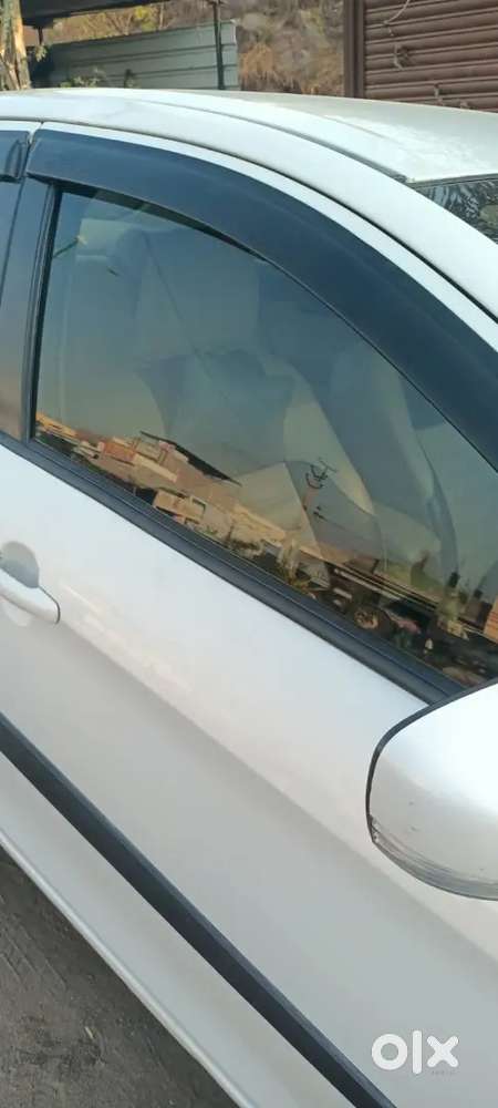 Maruti Suzuki Dzire 2016 Diesel 160000 Km Driven