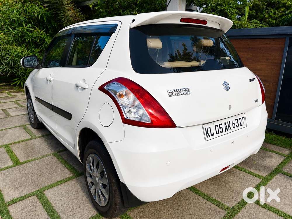 Maruti Suzuki Swift 1.2 Vxi (o), 2014, Petrol