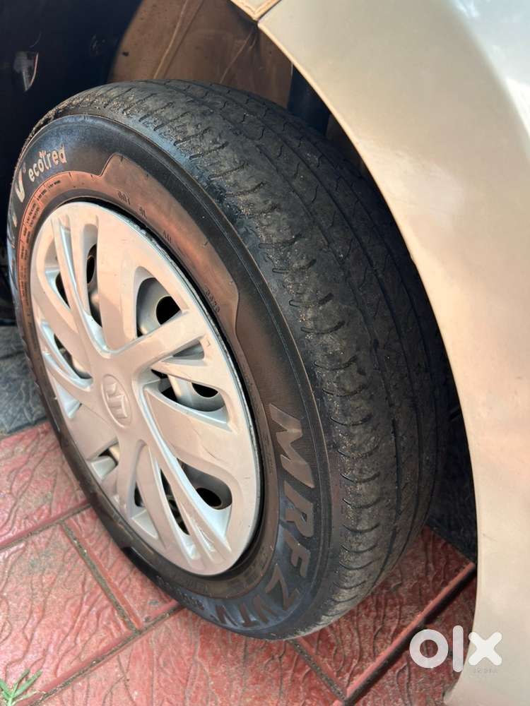 Maruti Suzuki Swift 2022 Petrol 42000 Km Driven