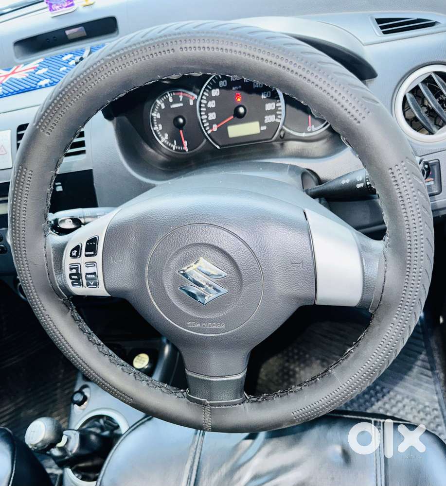 Maruti Suzuki Swift 2018 Zxi Plus, 2011, Petrol