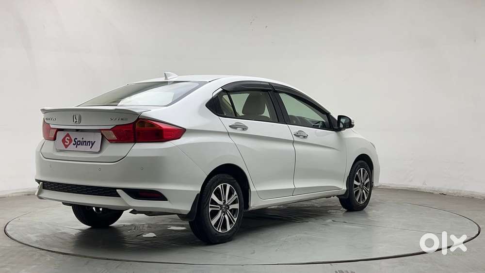 Honda City 1.5 V 4th Gen I-vtec Mt, 2022, Petrol