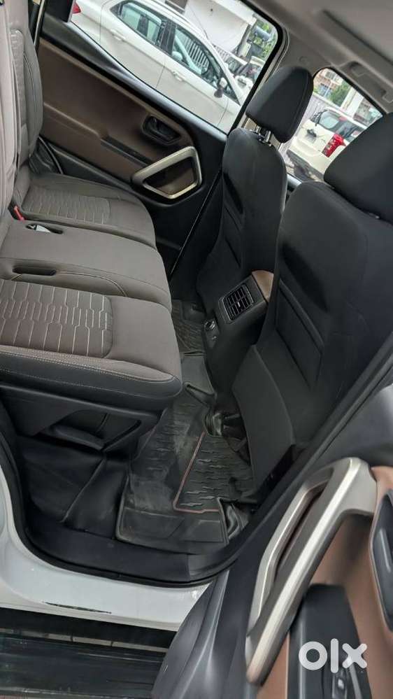 Mahindra Scorpio-n 2.2 Z6 Diesel At 7 Str, 2023, Diesel