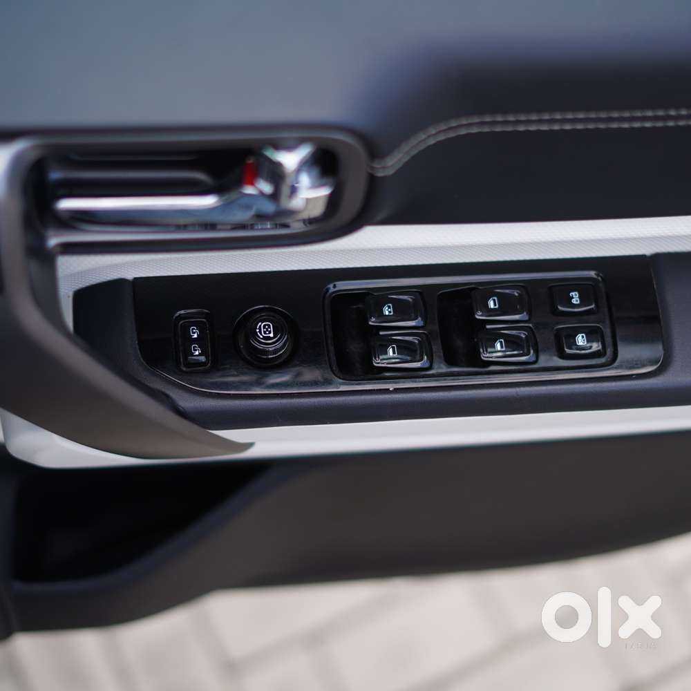 Mahindra Thar Roxx Ax7 L Diesel At 2wd, 2025, Diesel