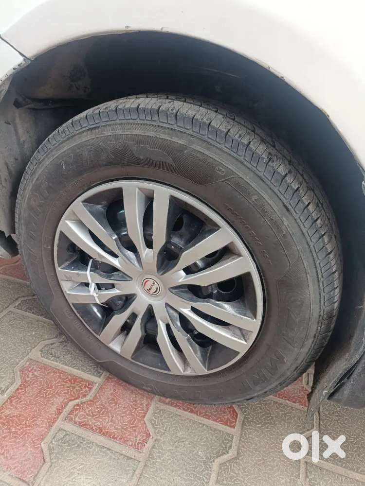 Maruti Suzuki Dzire 2015