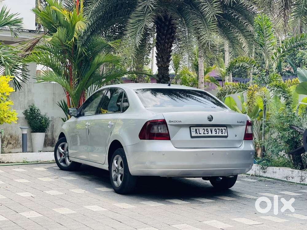 Skoda Rapid 1.5 Tdi Cr Elegance Plus, 2013, Diesel