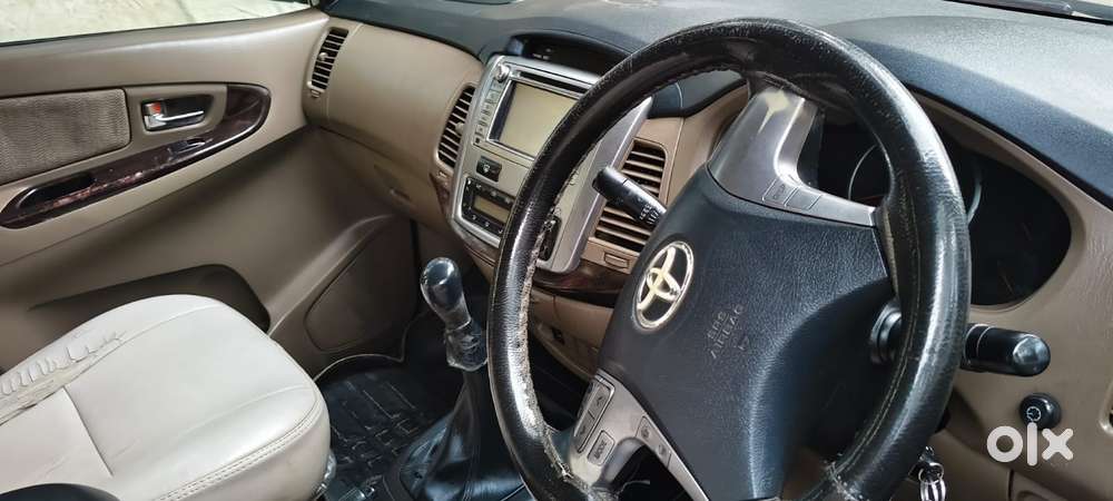 Toyota Innova 2.5 Vx 8 Str, 2016, Diesel