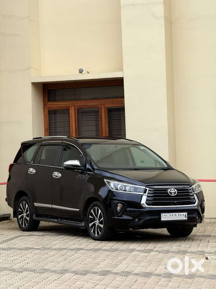 Toyota Innova Crysta 2.4 Z 7 Str, 2022, Diesel