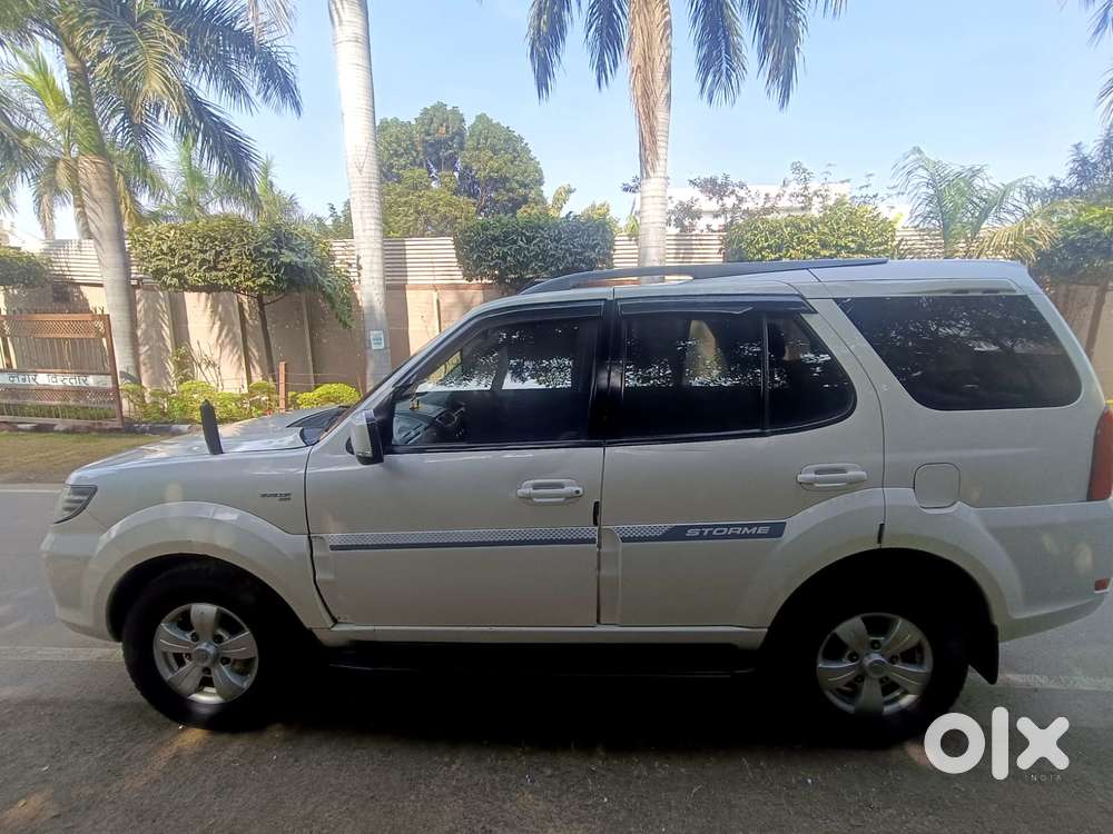 Tata Safari Storme, 2018, Diesel