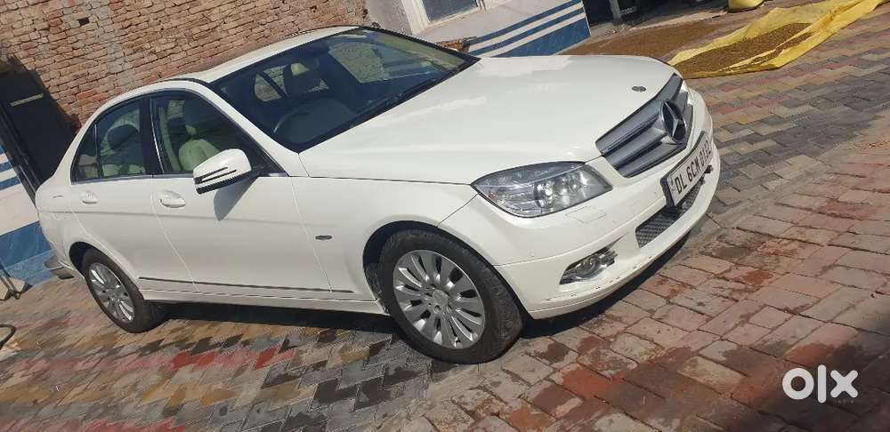 Mercedes Benz C200