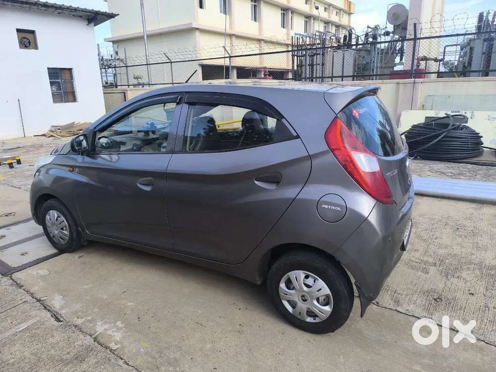 Hyundai Eon 2012 Petrol Well Maintained