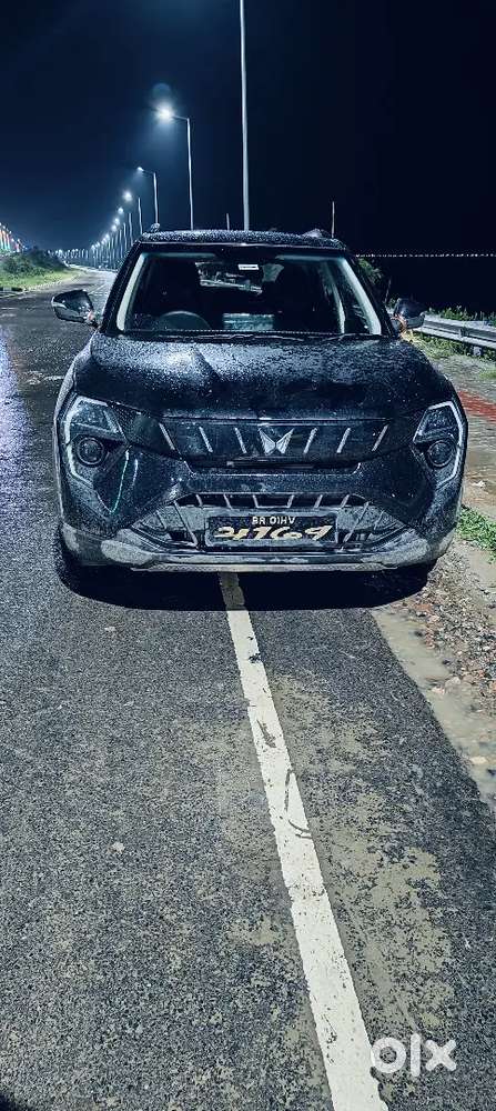 Mahindra Xuv 3x0 Brand New Conditions Only 23000 Driven