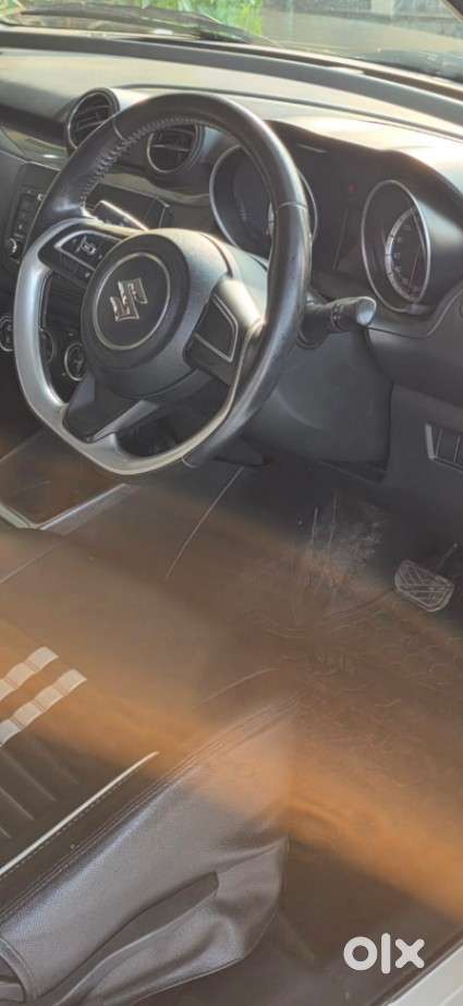 Maruti Suzuki Swift Amt Vvt Zxi, 2018, Petrol