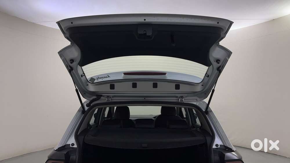 Volkswagen Taigun Topline 1.0 Tsi At (electric Seats), 2021, Petrol