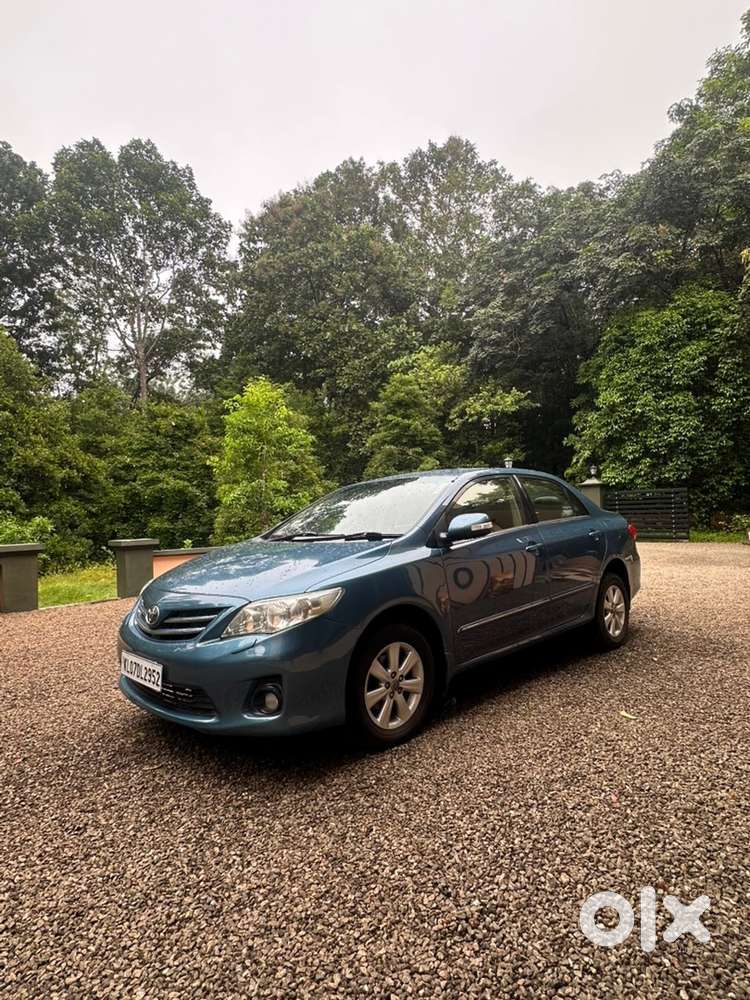 Toyota Corolla Altis 2011 Facelift