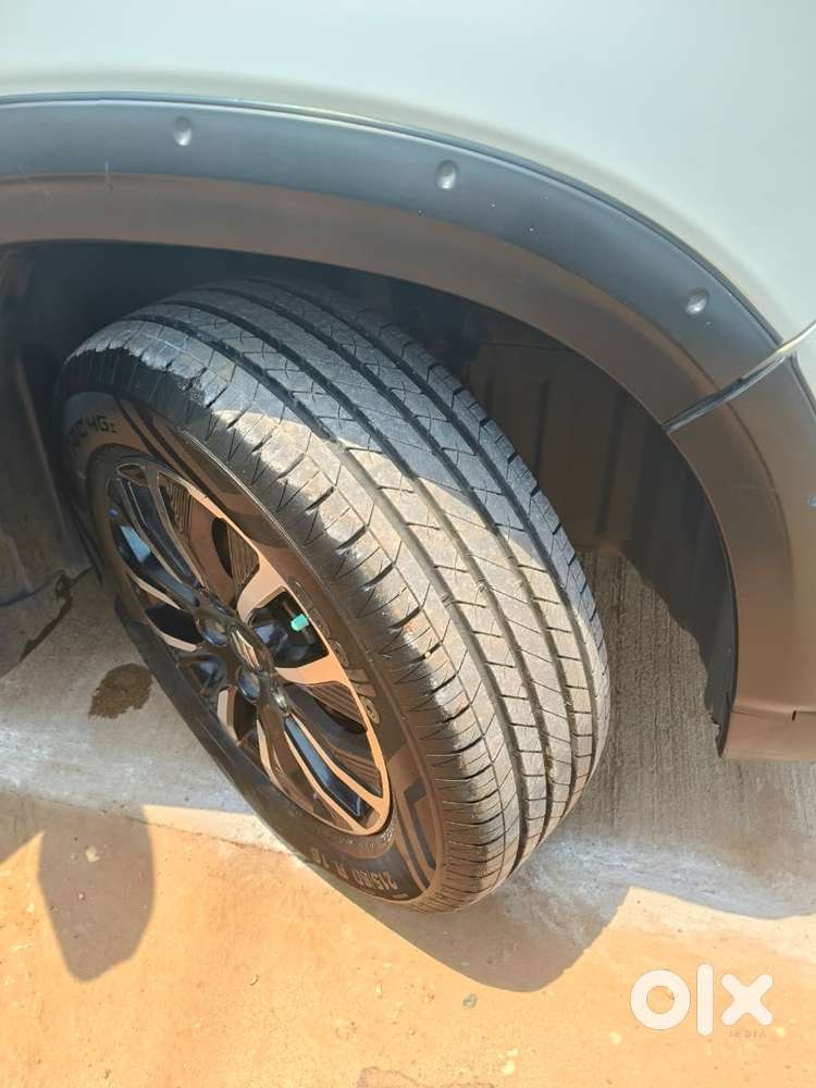 Maruti Suzuki Brezza 1.5 Zxi Plus Smart Hybrid, 2022, Petrol