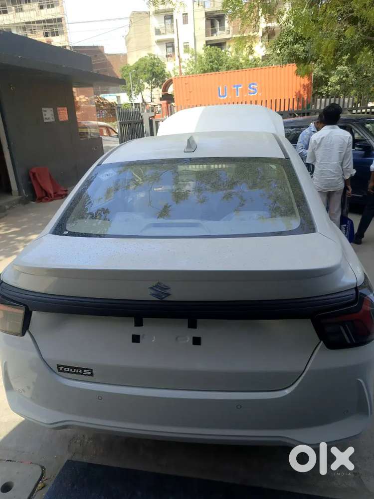 Down Payment 1 Lakh. New Hyundai Aura Car H Showroom Se