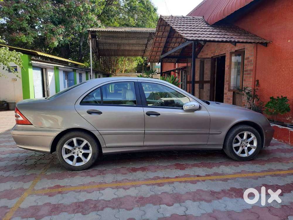 W203  Mercedes Benz C Class Diesel Manual  Car Rare