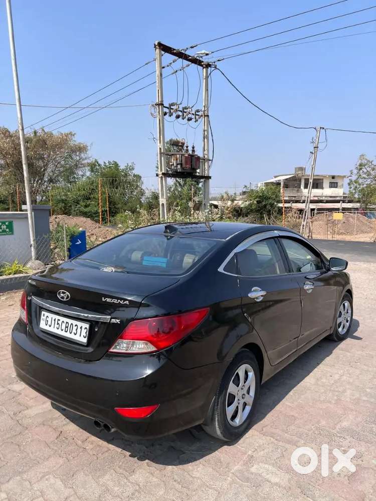 Hyundai Verna 2013