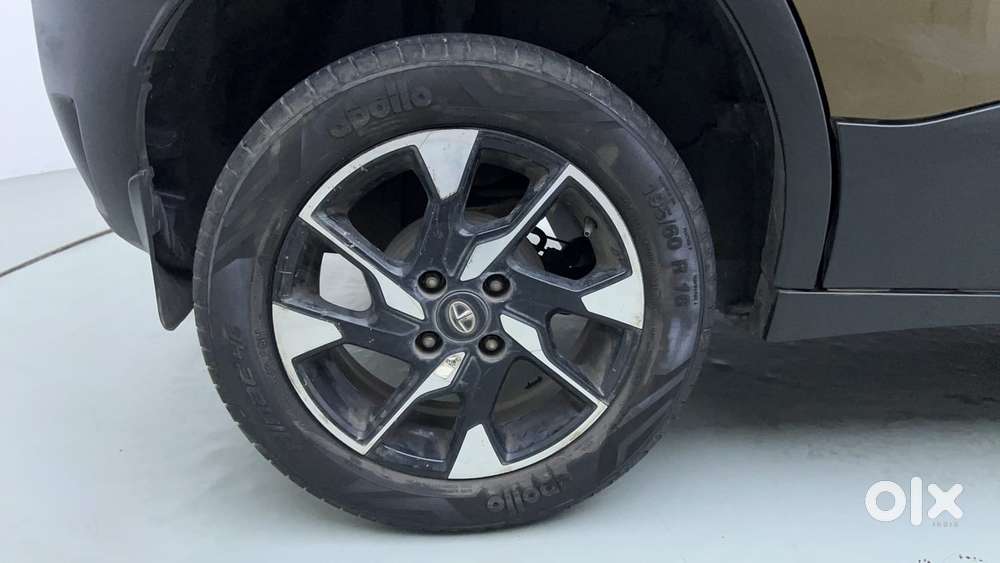 Tata Punch 1.2 Revotron Creative Dual Tone, 2021, Petrol