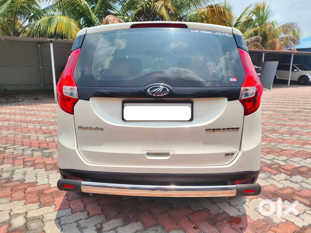 Mahindra Marazzo, 2019, Diesel