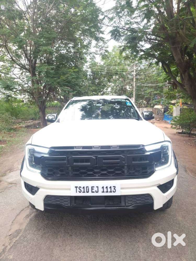 Ford Endeavour 2.2 Titanium 4x2 At, 2016, Diesel