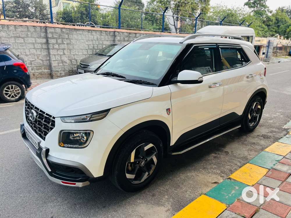 Hyundai Venue Sx, 2020, Petrol