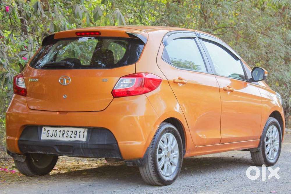 Tata Tiago 1.05 Revotorq Xz Plus Dualtone, 2016, Cng & Hybrids
