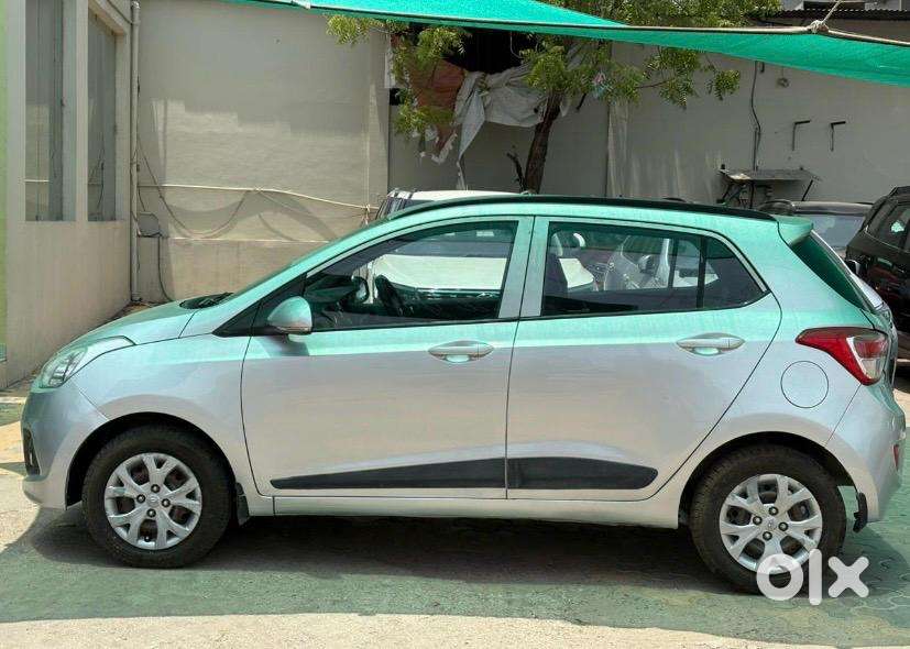 Hyundai Grand I10 Sportz, 2016, Petrol