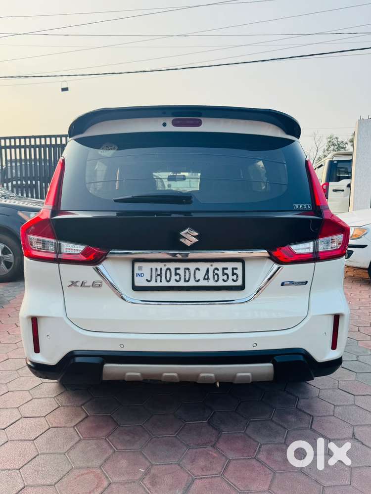 Maruti Suzuki Xl6 1.5 Zeta Mt, 2022, Petrol
