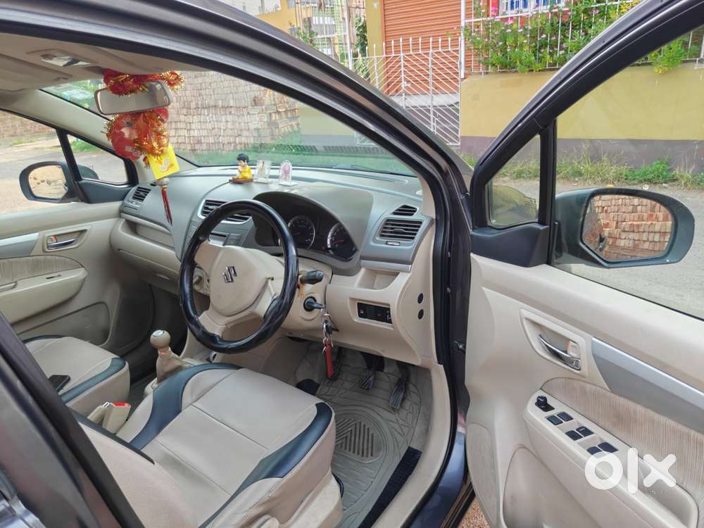 Maruti Suzuki Ertiga Vxi Abs Bs Iv, 2015, Petrol
