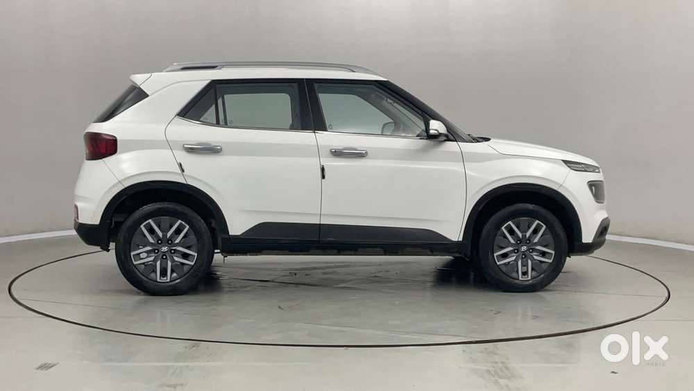Hyundai Venue Sx Turbo, 2022, Petrol