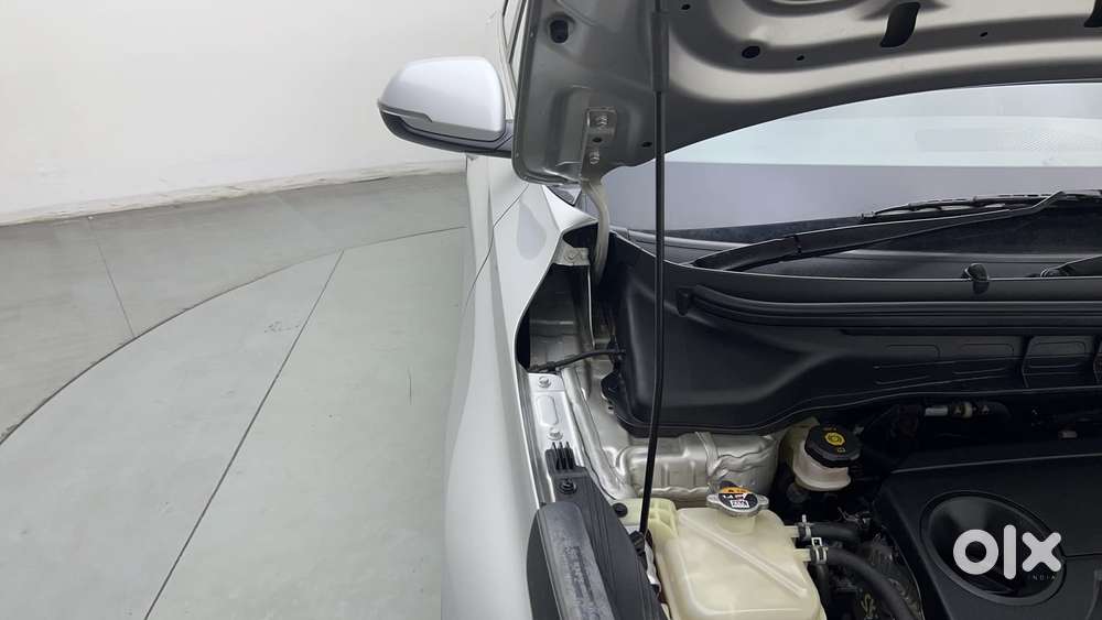 Kia Carens 1.4 Prestige Plus Turbo 7 Str, 2022, Petrol