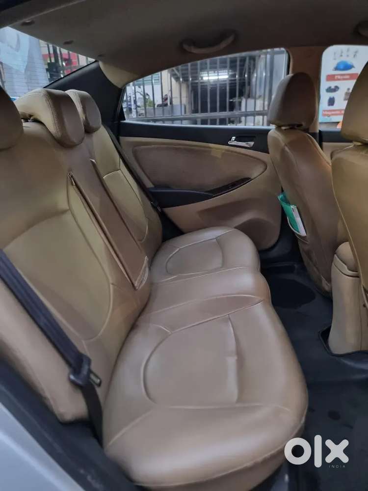 Hyundai Verna Crdi 2012