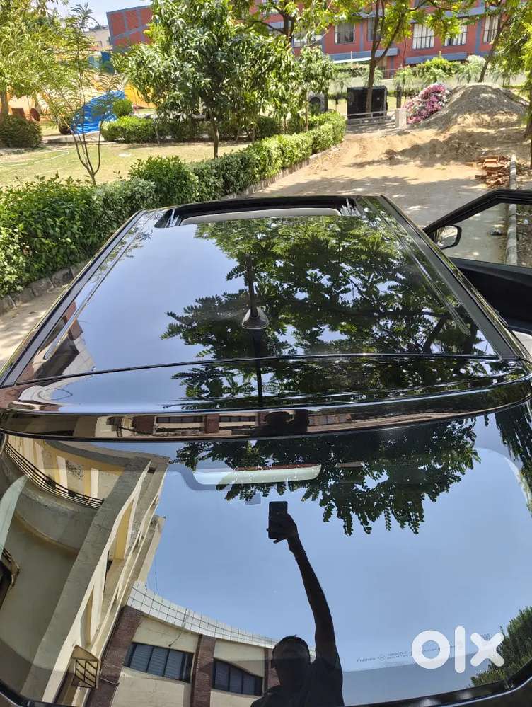 Mahindra Xuv 3xo 2025 Petrol 9600 Km Driven