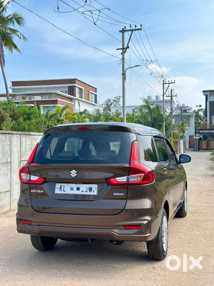 Maruti Suzuki Ertiga 1.5 Vxi, 2024, Petrol