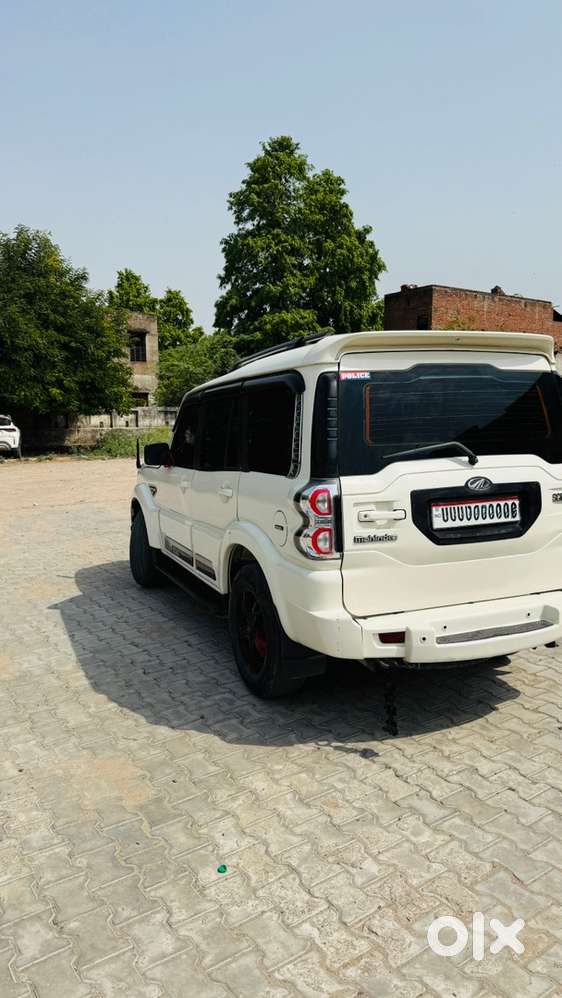 Mahindra Scorpio Classic 2016