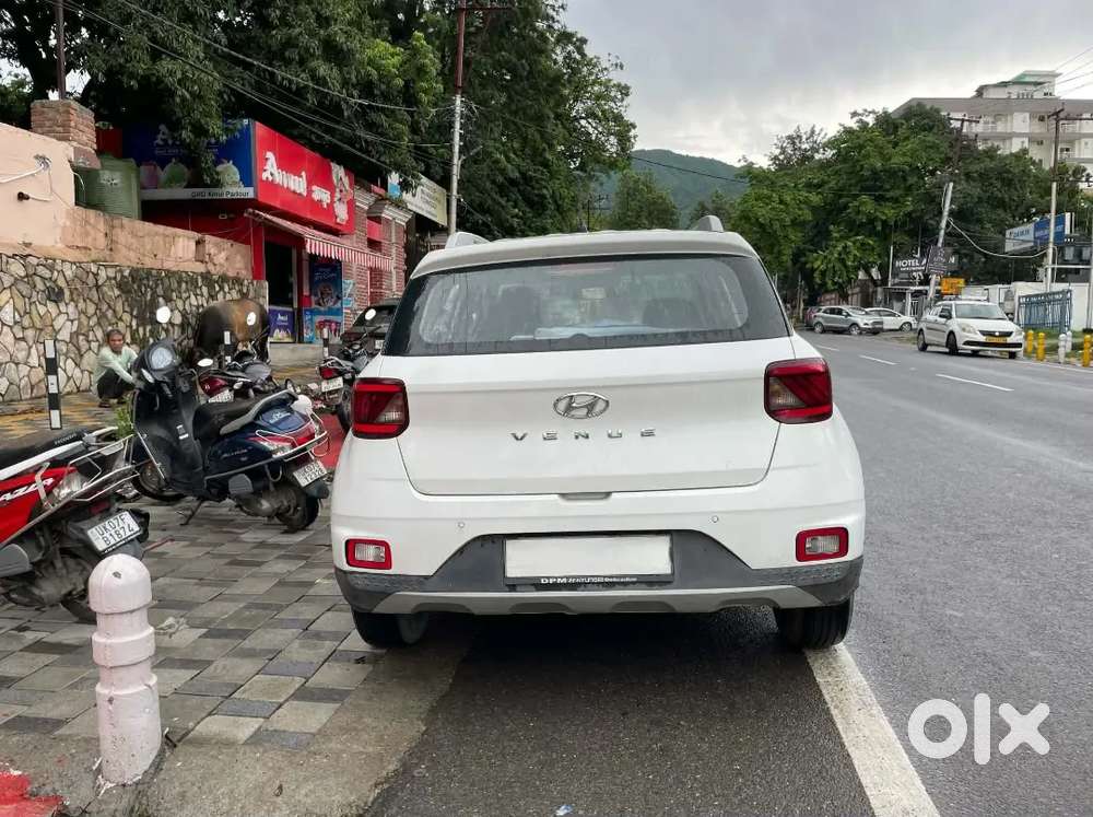 Hyundai Venue 1.2 S 2020 Petrol Manual