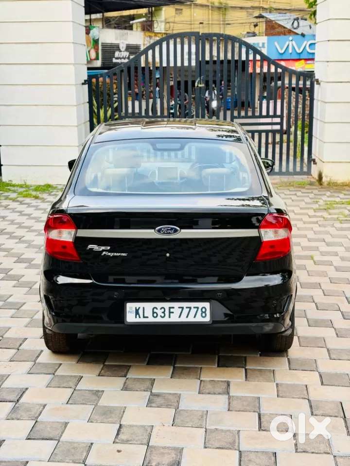 Ford Figo Aspire Titanium Blu, 2019, Petrol