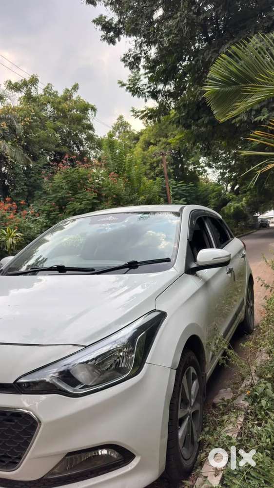 Hyundai Elite I20 Asta Option, 2015, Petrol